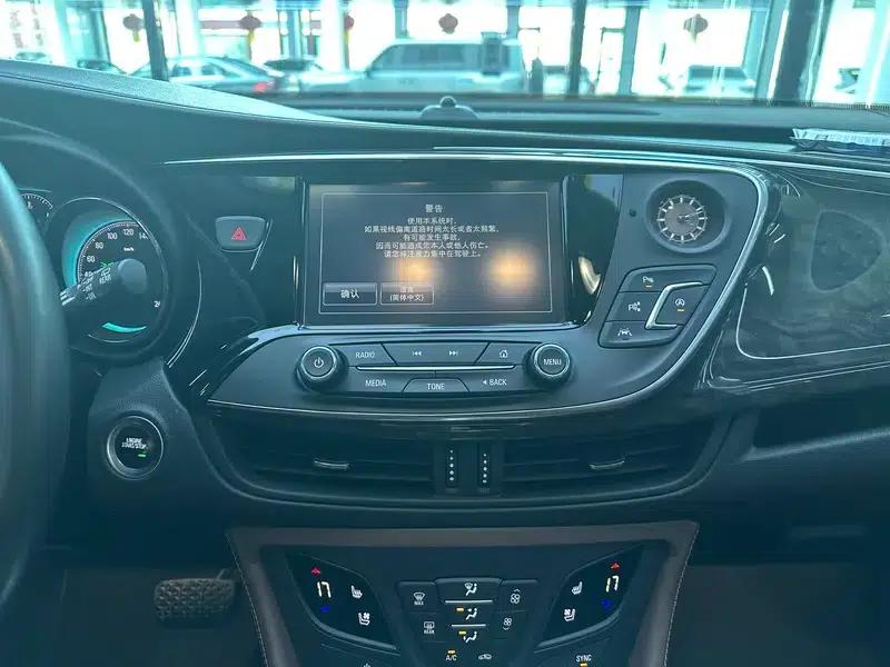 Buick Envision 2016 28T AWD Luxury — миниатюра 8