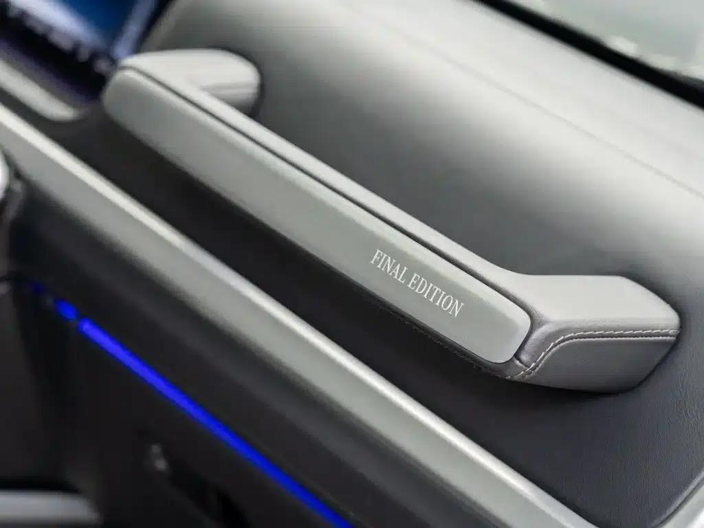 Mercedes-Benz G-Class 2024 G 500 Collector's Edition — миниатюра 22
