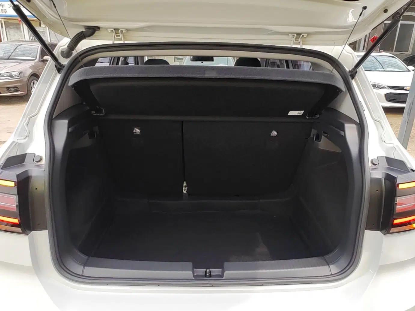 Volkswagen Tacqua 2020 1.5L Automatic Yue — миниатюра 22