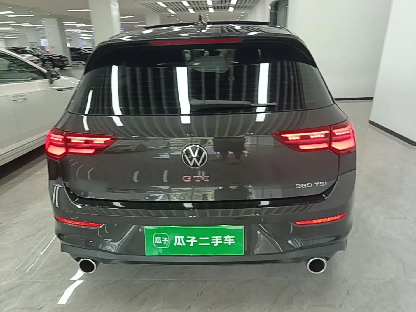 Volkswagen Golf GTI 2023 380TSI DSG GTI — миниатюра 3