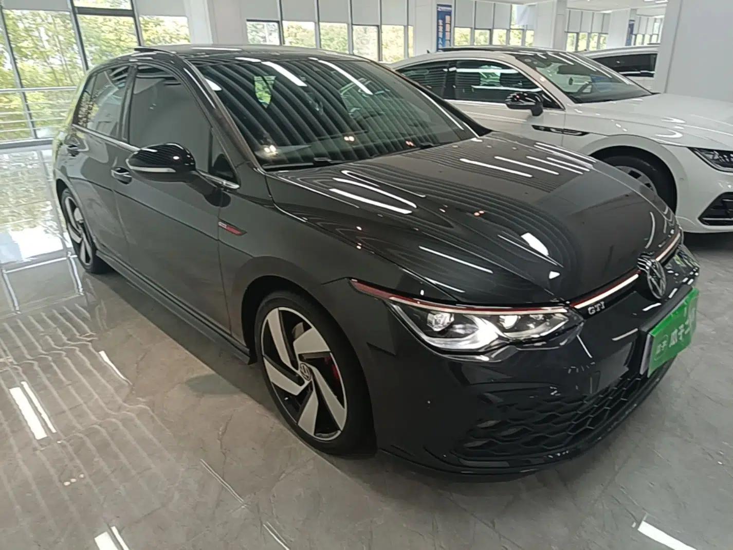 Volkswagen Golf GTI 2023 380TSI DSG GTI — миниатюра 7
