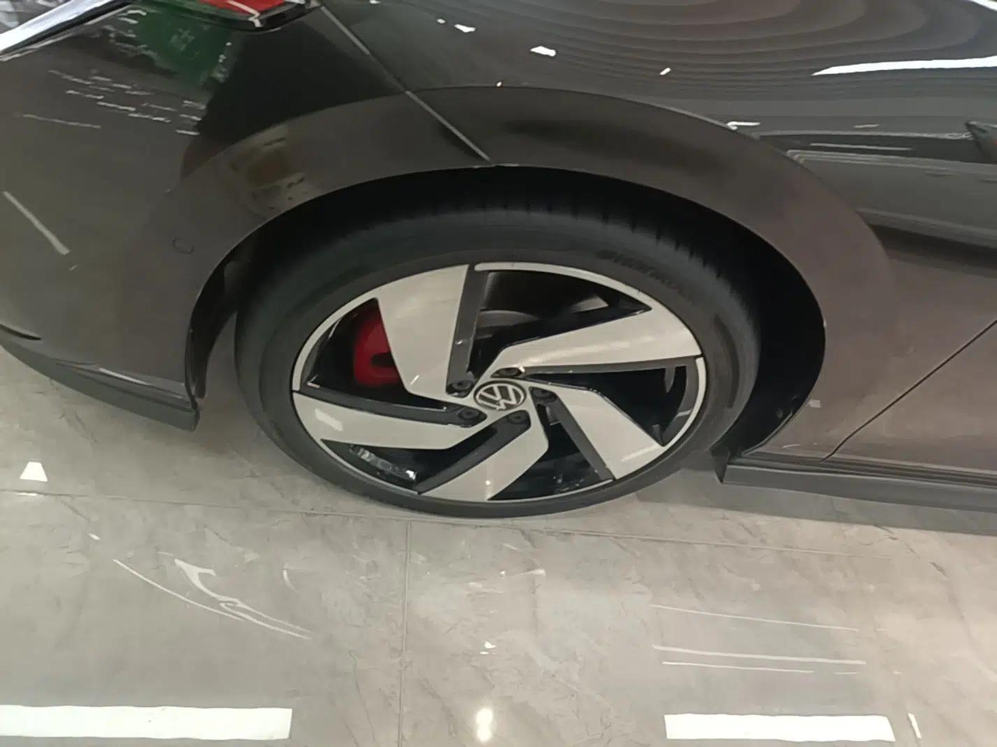 Volkswagen Golf GTI 2023 380TSI DSG GTI — миниатюра 10