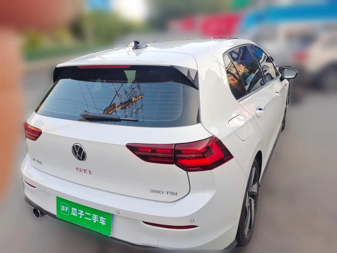Volkswagen Golf GTI 2023 380TSI DSG GTI — миниатюра 6