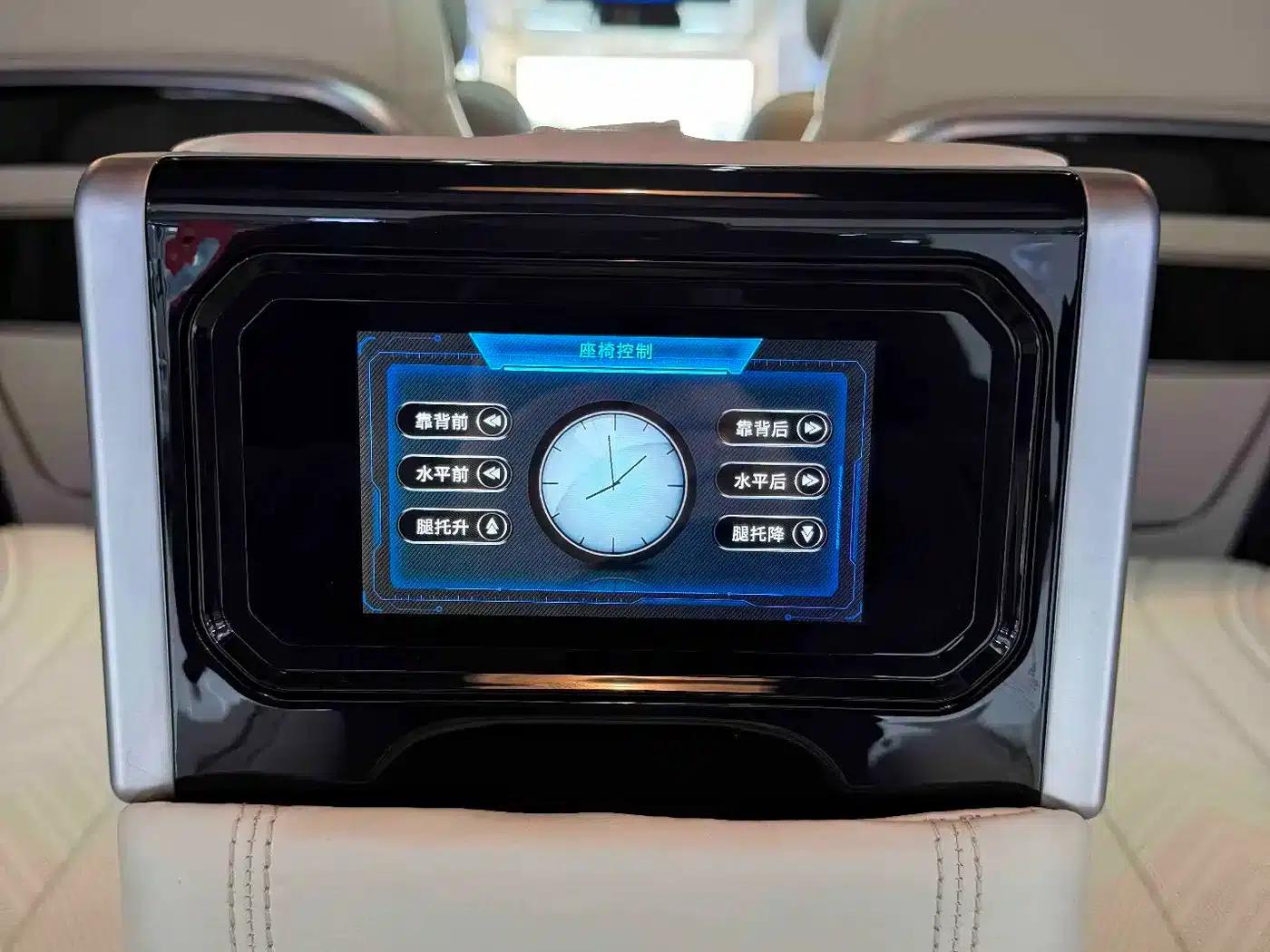 Mercedes-Benz V-Class 2021 V 260 Navigator Edition — миниатюра 12