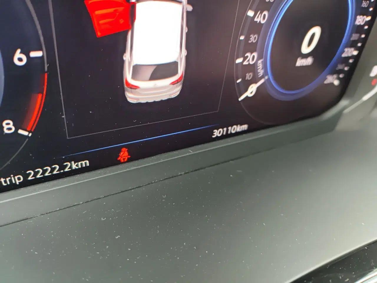 Volkswagen Tayron GTE Plug-in Hybrid 2020 1.4T Luxury Model — миниатюра 12