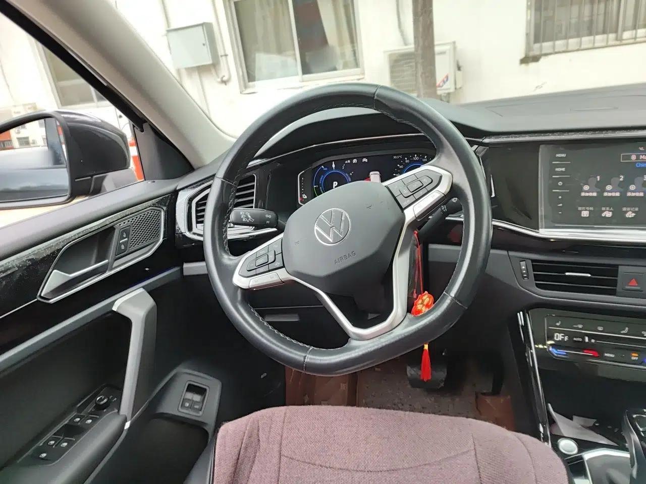 Volkswagen Tayron GTE Plug-in Hybrid 2020 1.4T Luxury Model — миниатюра 10