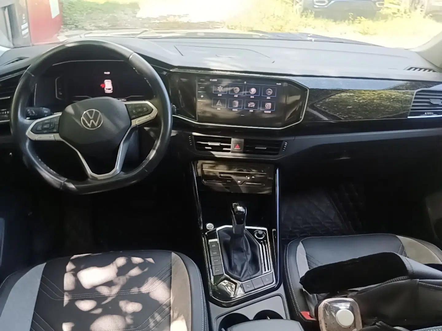 Volkswagen Tayron GTE Plug-in Hybrid 2022 1.4T Luxury Edition — миниатюра 12