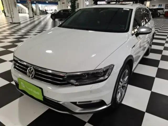 Volkswagen Variant 2017 380TSI Four-Wheel Drive Longitudinal Version