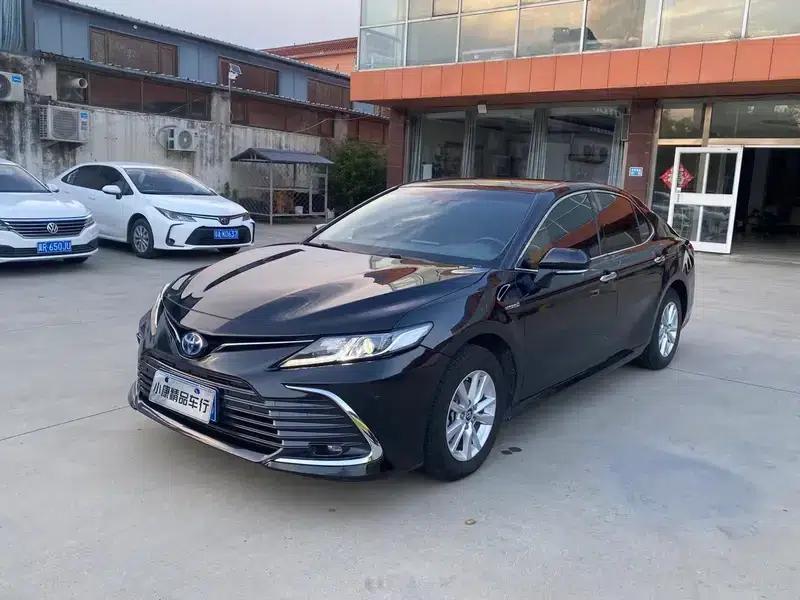 2023 Camry 2.5G Luxury Edition — миниатюра 1