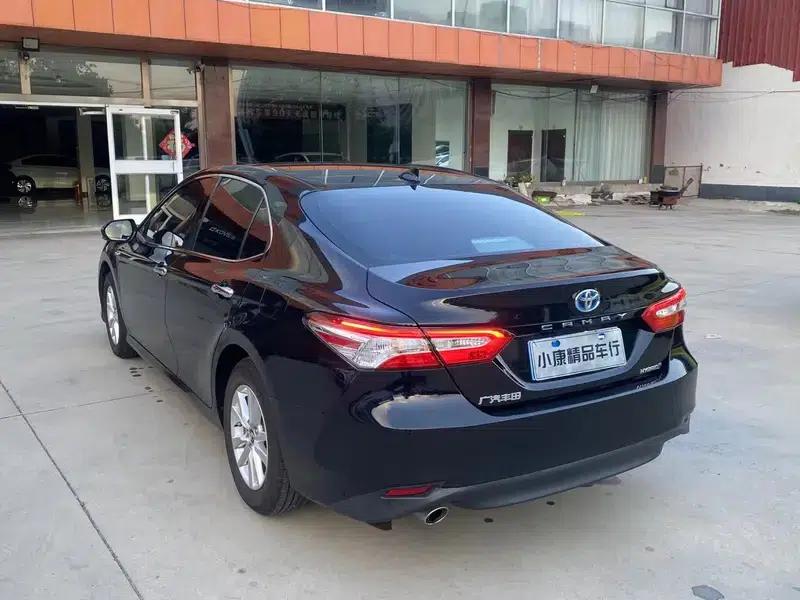 2023 Camry 2.5G Luxury Edition — миниатюра 4