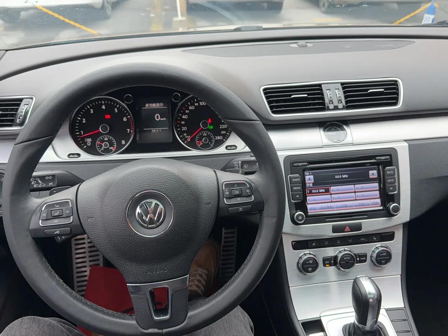 Volkswagen FAW-Volkswagen CC 2016 1.8TSI Prestige Model — миниатюра 7