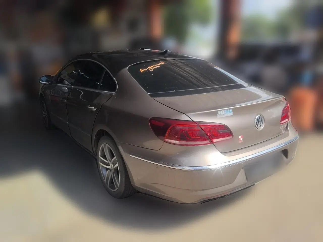 Volkswagen FAW-Volkswagen CC 2013 1.8TSI Luxury Model — миниатюра 4