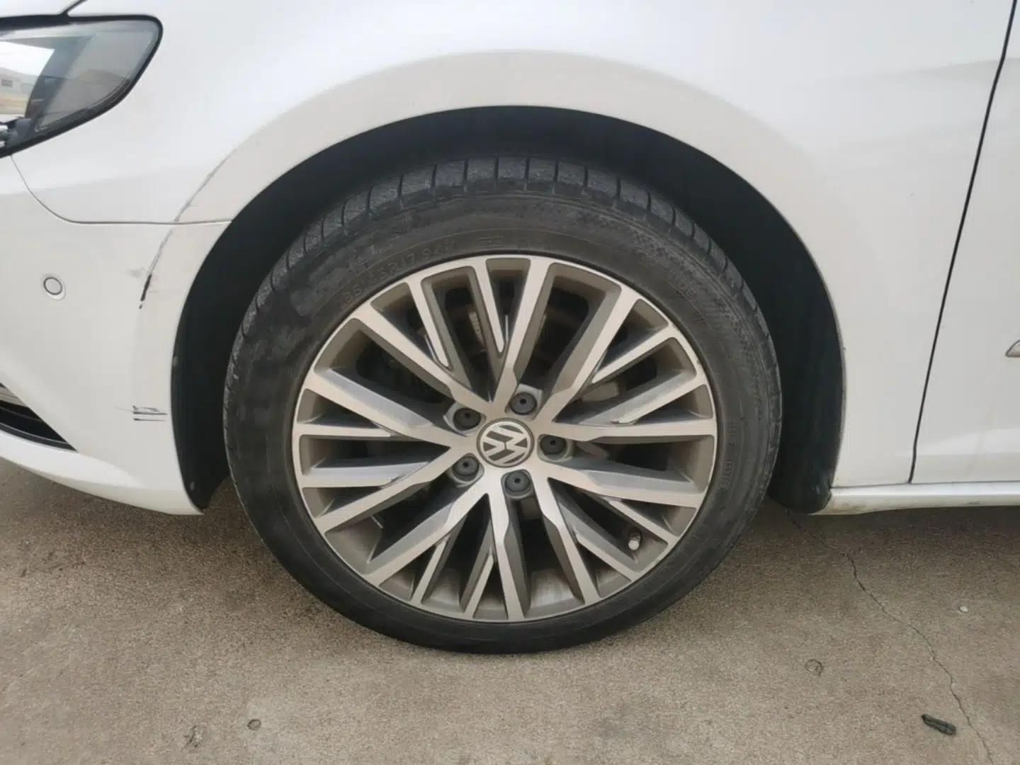 Volkswagen FAW-Volkswagen CC 2016 1.8TSI Luxury Model — миниатюра 10