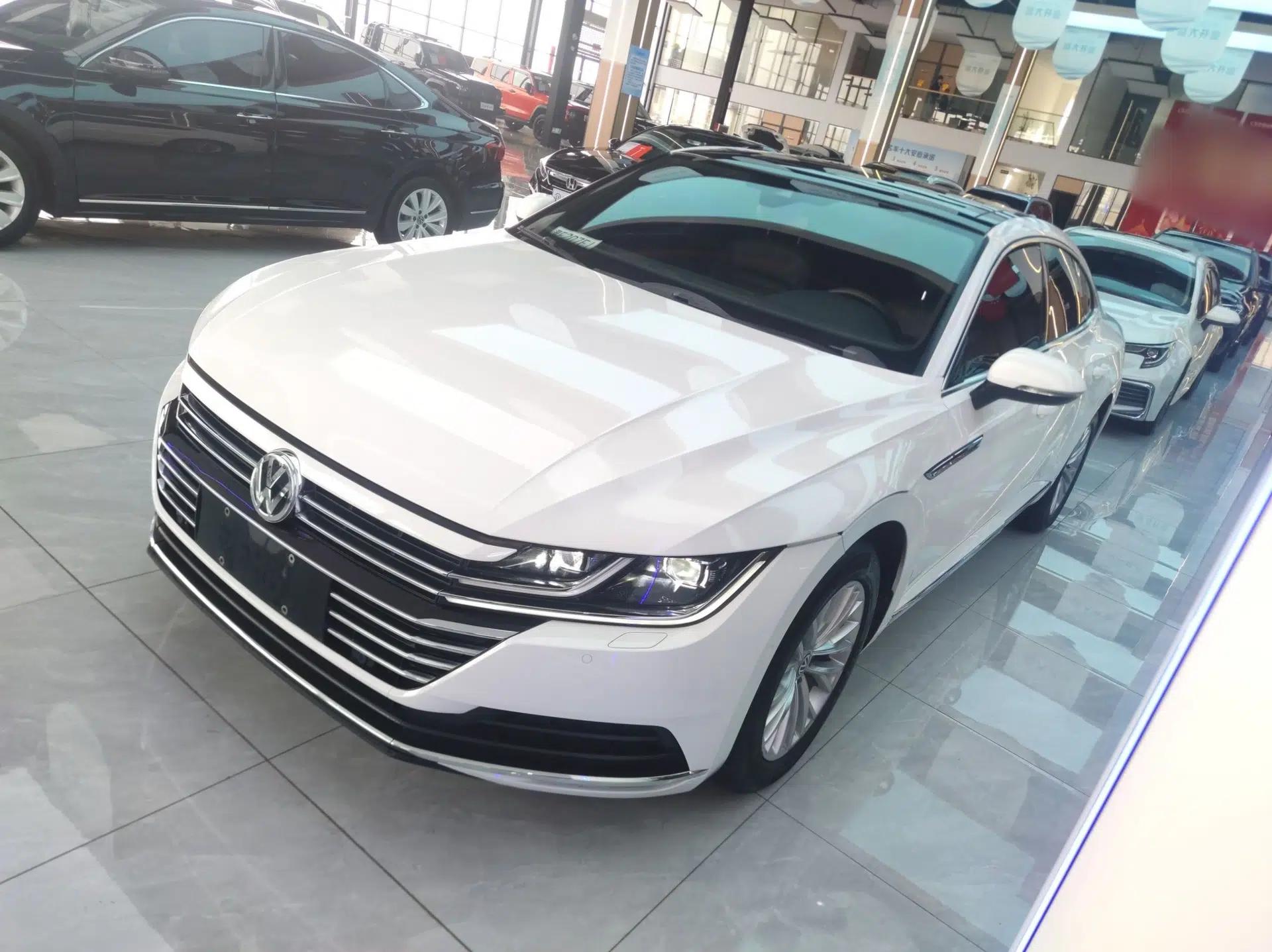 Volkswagen FAW-Volkswagen CC 2019 380TSI Glamour Edition China VI Standard — миниатюра 1