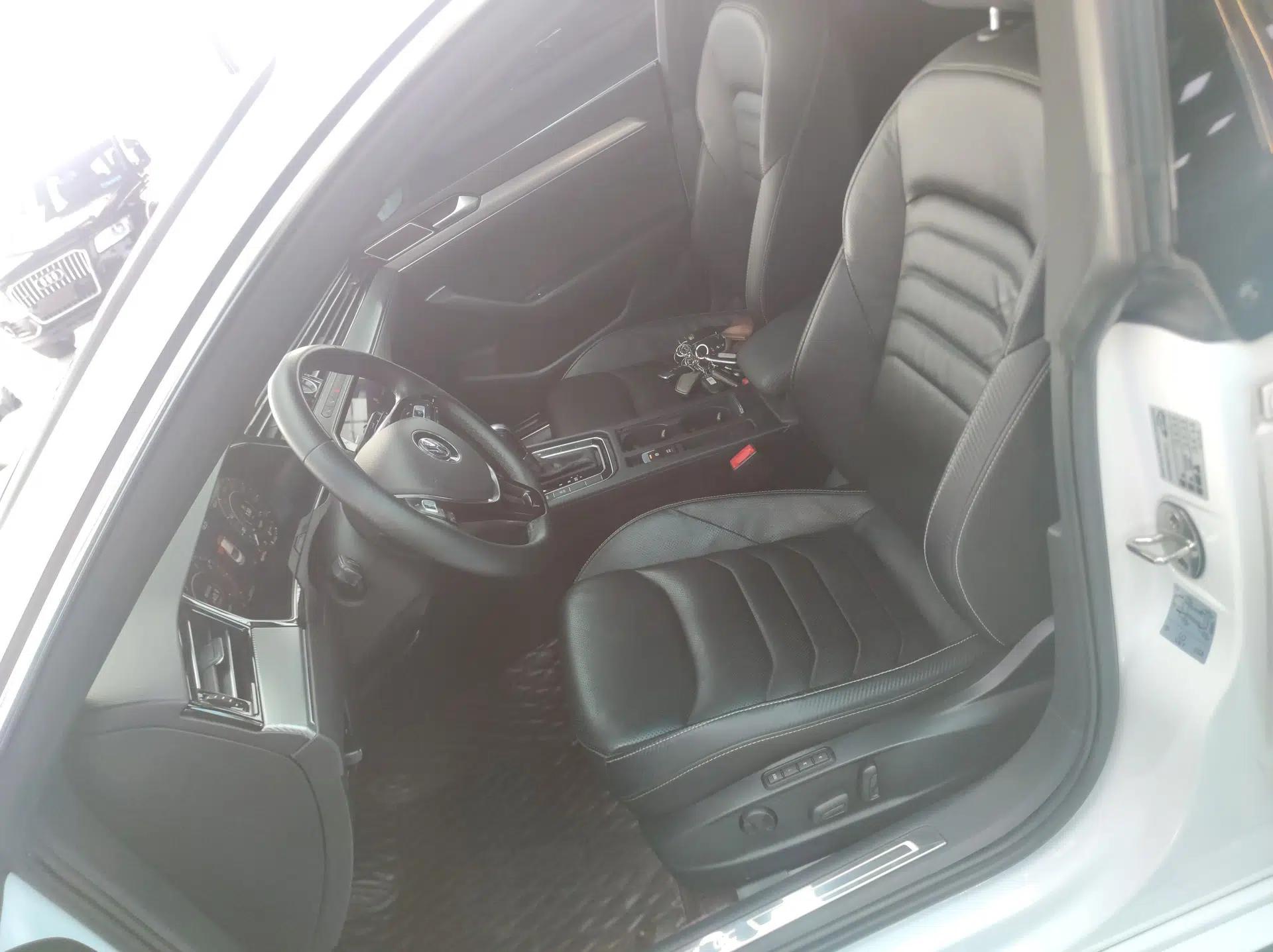 Volkswagen FAW-Volkswagen CC 2019 380TSI Glamour Edition China VI Standard — миниатюра 17