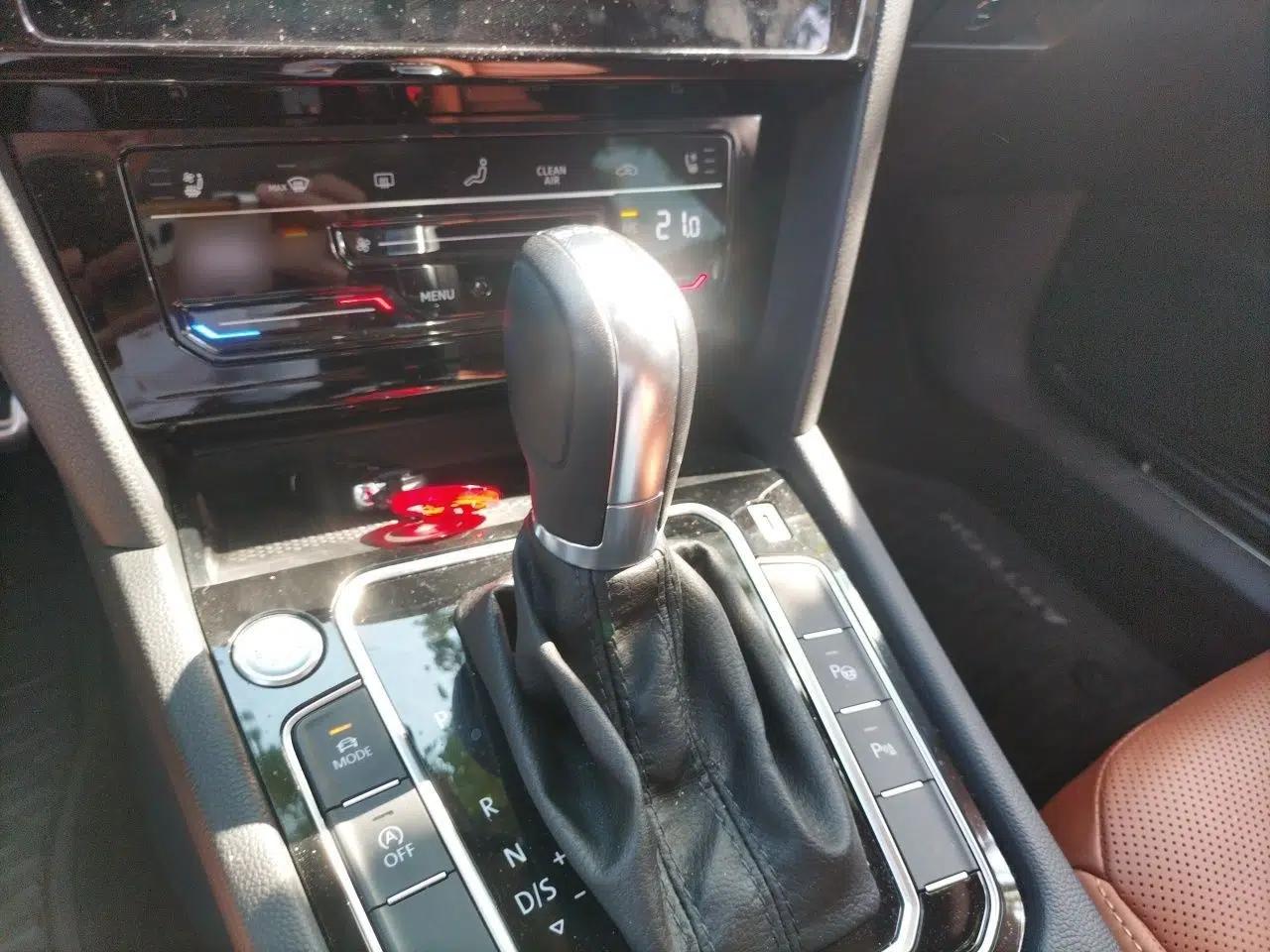 Volkswagen FAW-Volkswagen CC 2021 Estate Car 380TSI Vizion Edition — миниатюра 15