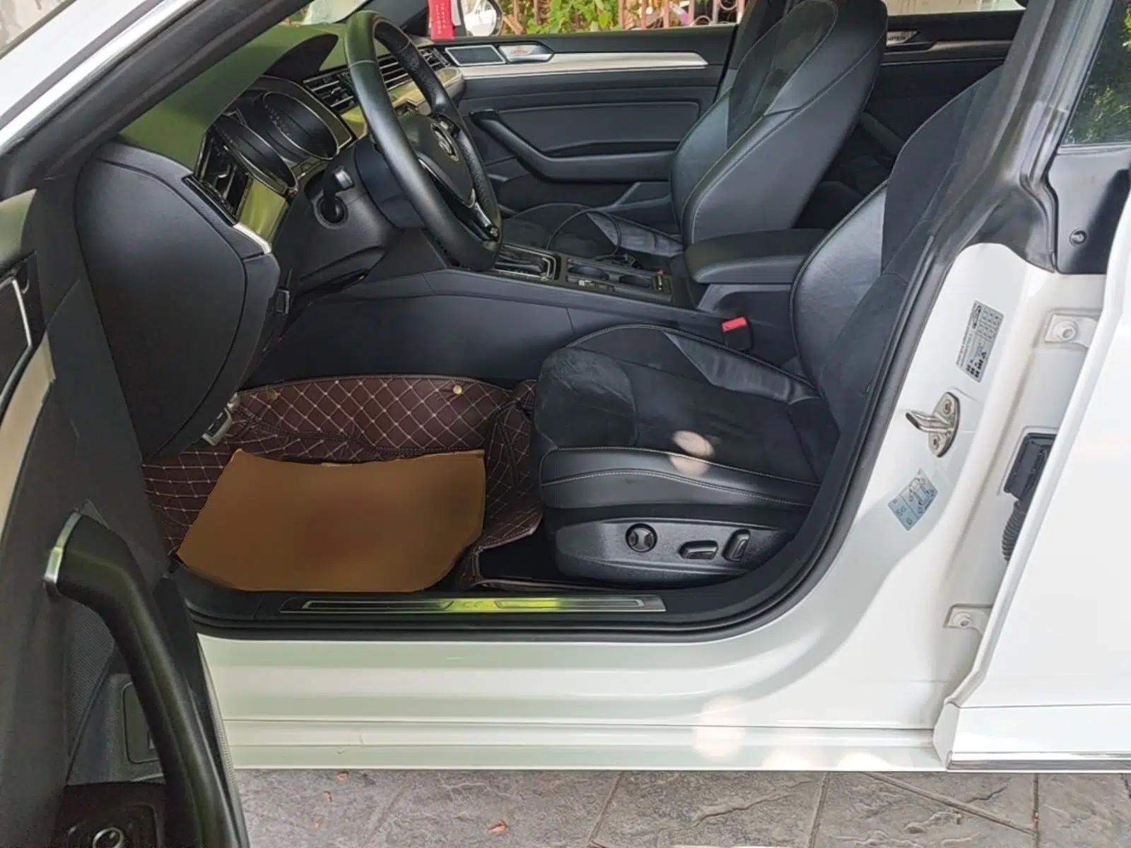Volkswagen FAW-Volkswagen CC 2019 330TSI Huayan Edition China VI — миниатюра 17