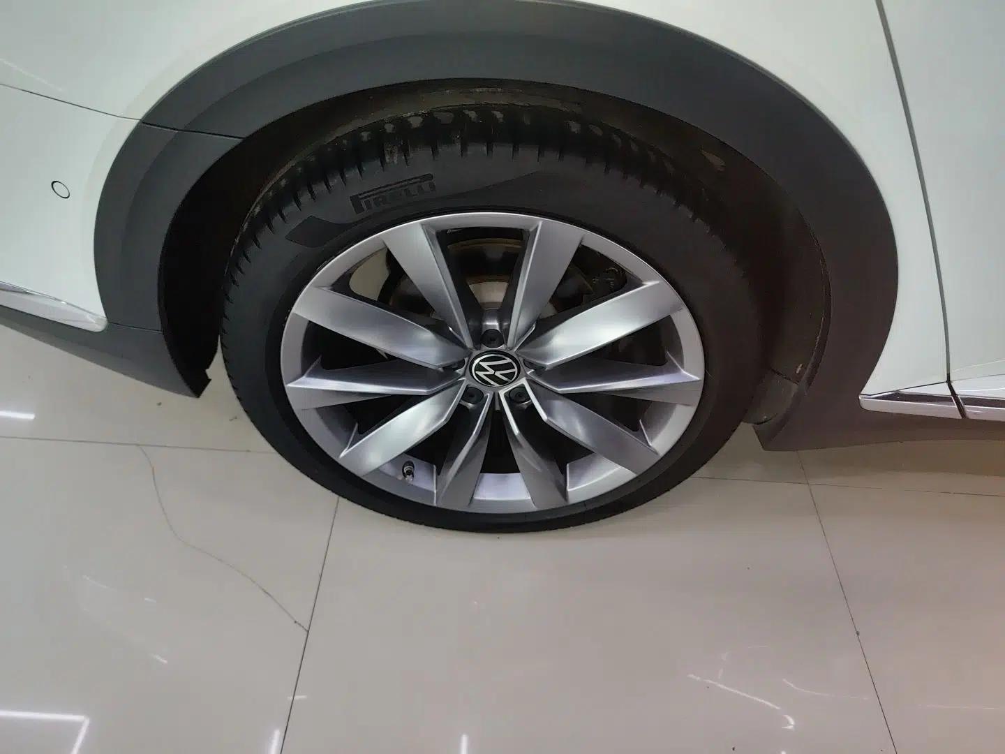 Volkswagen FAW-Volkswagen CC 2023 Hunting Vehicle 380TSI Hunter's Heart Edition — миниатюра 11