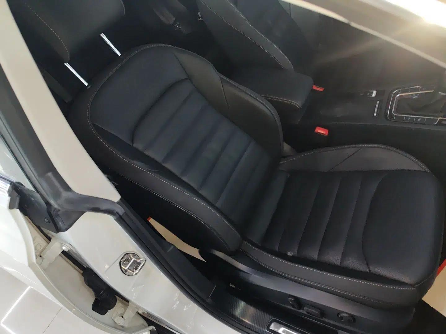 Volkswagen FAW-Volkswagen CC 2023 Hunting Vehicle 380TSI Hunter's Heart Edition — миниатюра 19