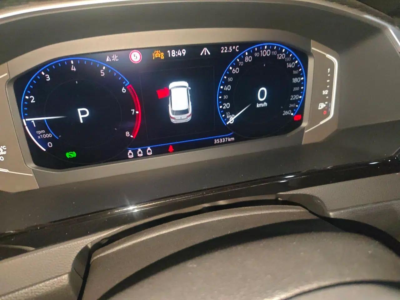 Volkswagen FAW-Volkswagen CC 2021 Estate Vehicle 380TSI Vizzion Edition — миниатюра 12