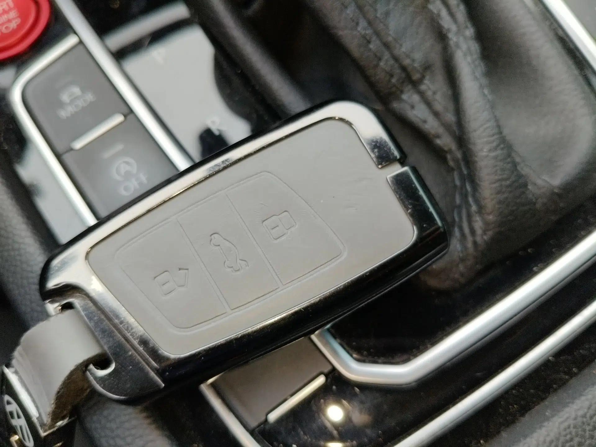 Volkswagen FAW-Volkswagen CC 2021 Estate Car 380TSI Vizion Edition — миниатюра 23