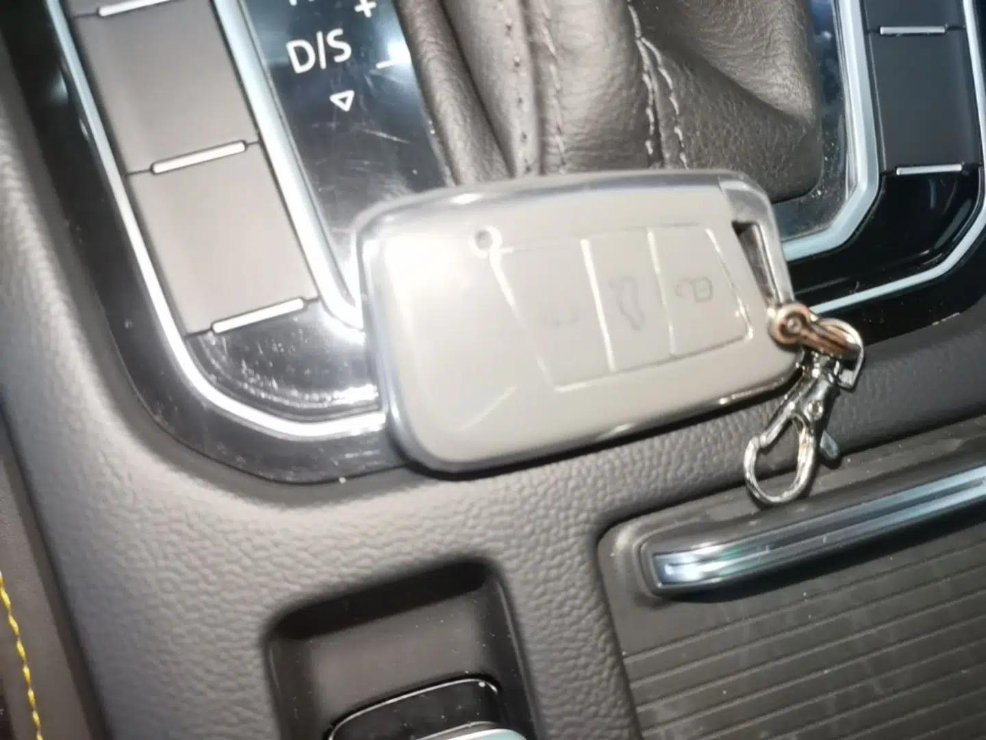 Volkswagen FAW-Volkswagen CC 2021 380TSI Striking Edition — миниатюра 28