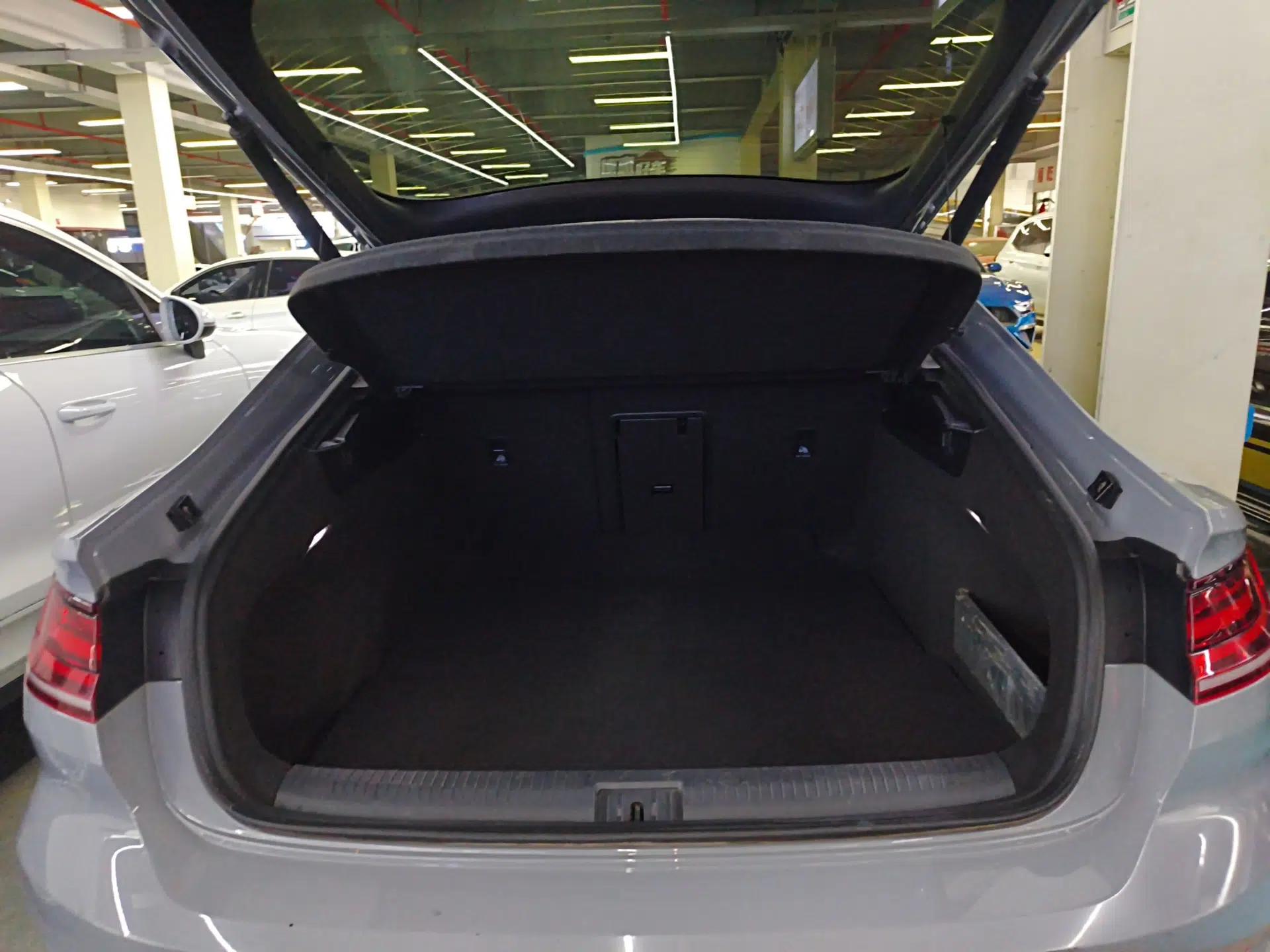 Volkswagen FAW-Volkswagen CC 2023 380TSI Striking Edition — миниатюра 22