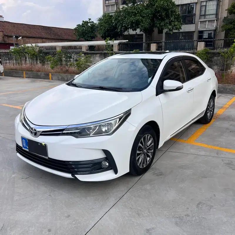 2017 Toyota Corolla Facelift 1.2T S-CVT GL (National V Emission Standard) — миниатюра 1