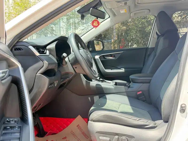 2022 RAV4 2.0L CVT 4WD Fashion Plus Edition — миниатюра 8