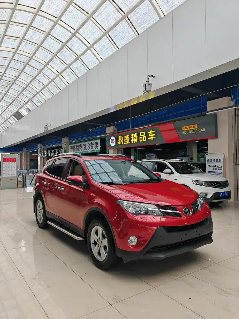 2013 RAV4 2.5L Automatic 4WD Elite Edition — миниатюра 3
