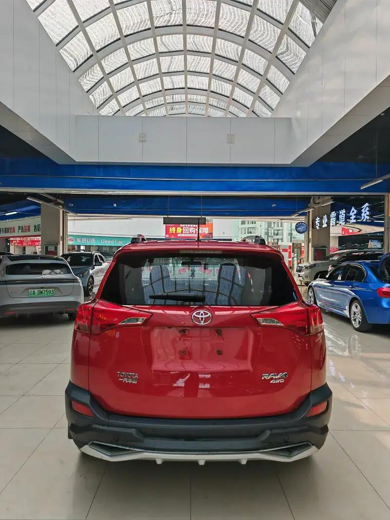 2013 RAV4 2.5L Automatic 4WD Elite Edition — миниатюра 5