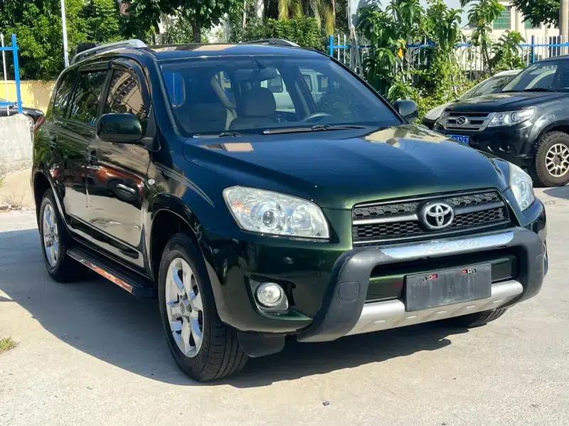 RAV4 2013 Special Edition 2.0L Automatic Classic — миниатюра 3