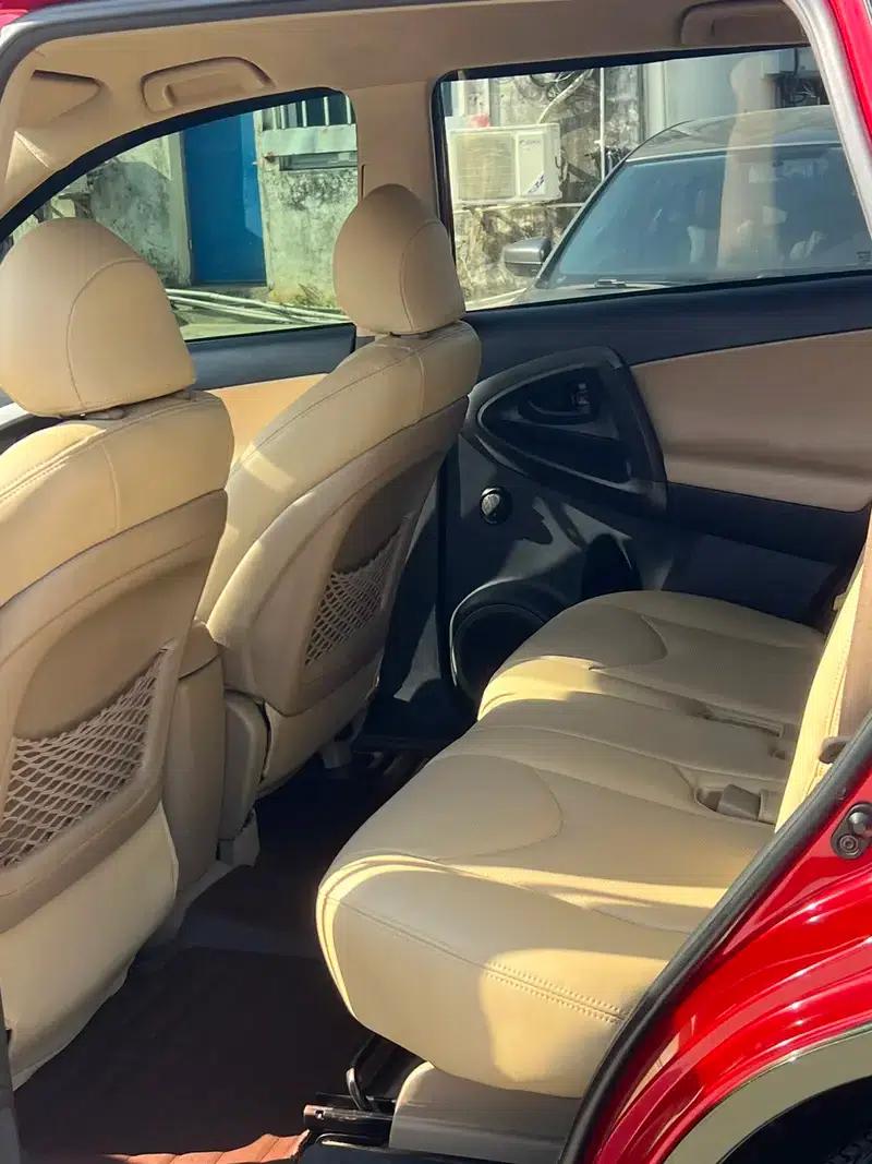 RAV4 2013 Special Edition 2.0L Automatic Classic — миниатюра 9