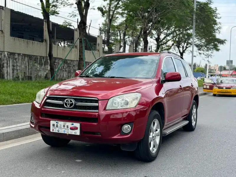 RAV4 2009 2.0L Automatic Classic Edition — миниатюра 1