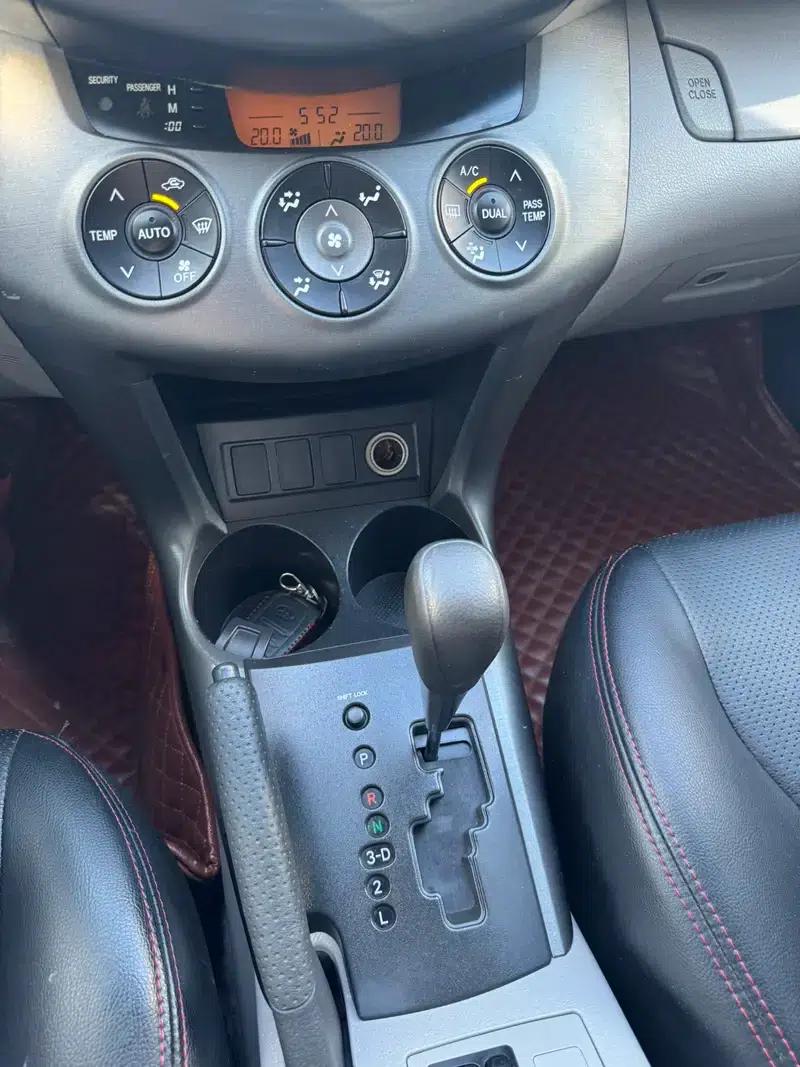 RAV4 2009 2.0L Automatic Classic Edition — миниатюра 14