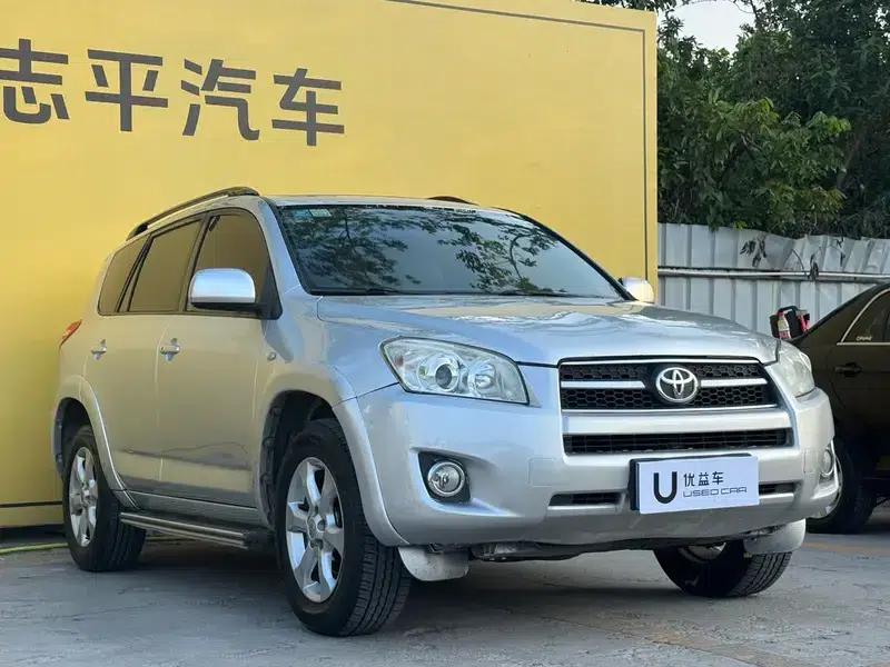 RAV4 2009 2.4L Automatic Luxury Edition — миниатюра 3