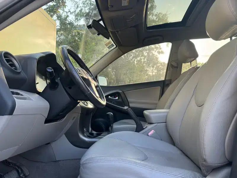 RAV4 2009 2.4L Automatic Luxury Edition — миниатюра 8