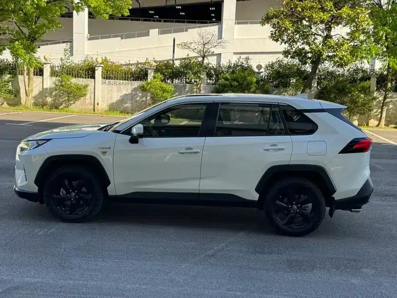 2020 RAV4 Hybrid 2.5L CVT AWD Elite Plus Edition — миниатюра 4
