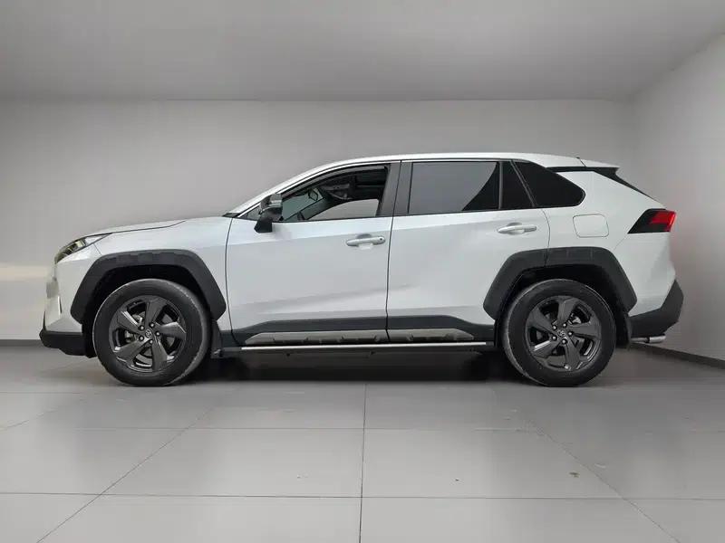 2022 RAV4 2.0L CVT 4WD Fashion Plus Edition — миниатюра 4