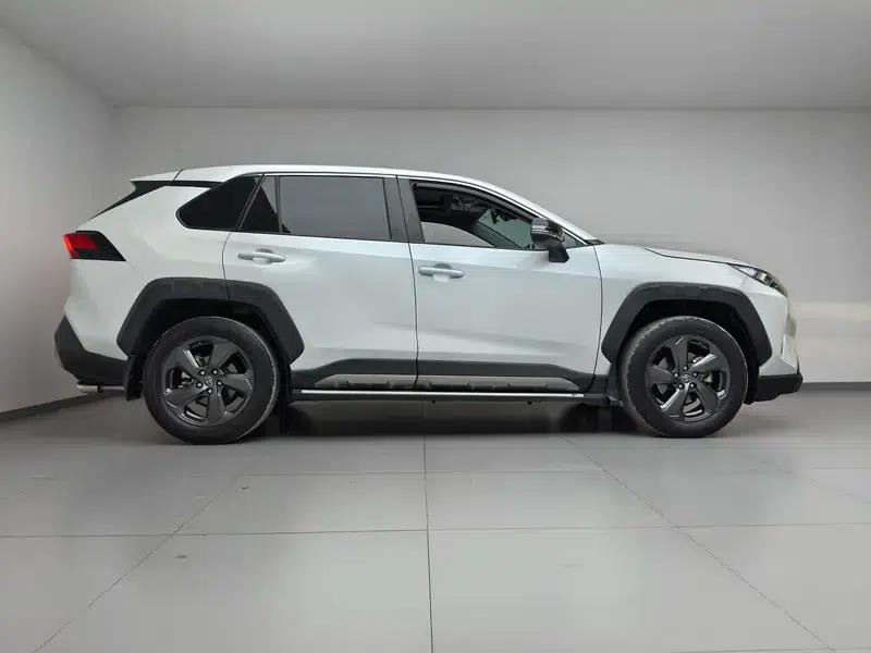 2022 RAV4 2.0L CVT 4WD Fashion Plus Edition — миниатюра 8