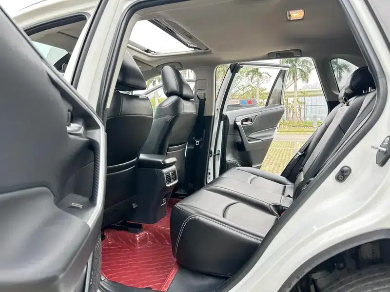 2022 Toyota RAV4 2.0L CVT 2WD Fashion Edition — миниатюра 8
