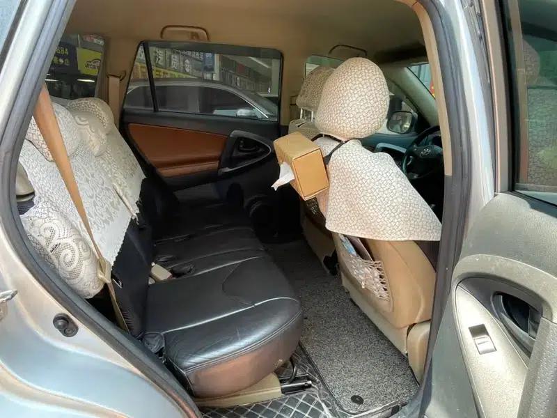 RAV4 2013 Special Edition 2.0L Automatic Classic — миниатюра 20