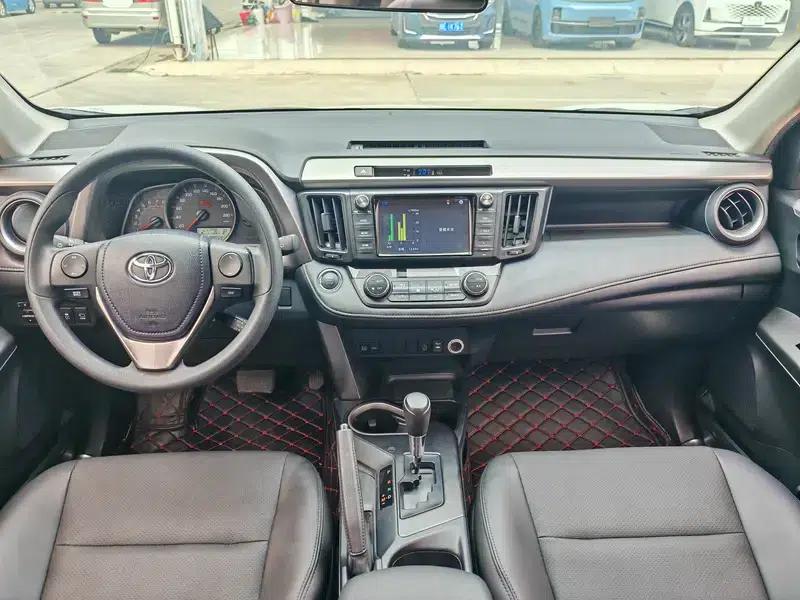 2018 RAV4 2.0L CVT 2WD Fashion X Edition — миниатюра 5