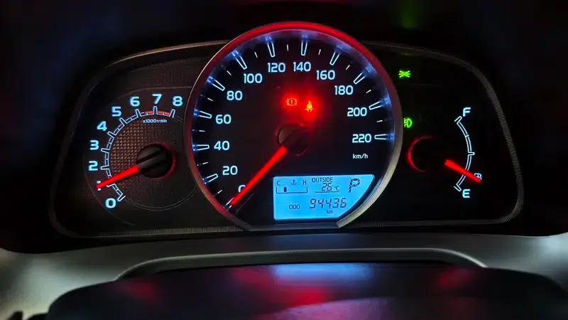 2016 RAV4 2.0L CVT 2WD Fashion Edition — миниатюра 6