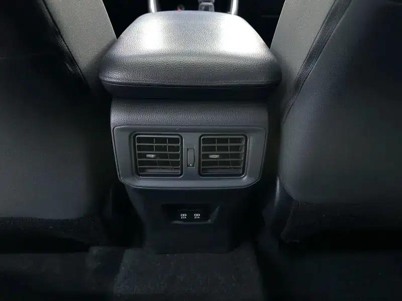 RAV4 2020 2.0L CVT 4WD Fashion Edition — миниатюра 8