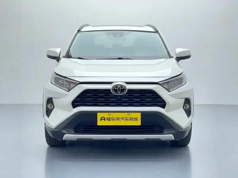 RAV4 2020 2.0L CVT 2WD Fashion Plus Edition — миниатюра 2