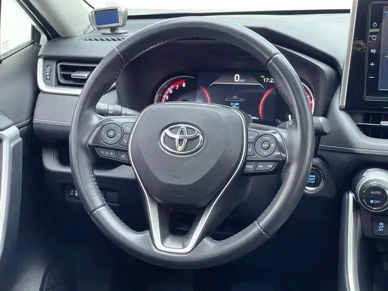 RAV4 2020 2.0L CVT 2WD Fashion Plus Edition — миниатюра 16