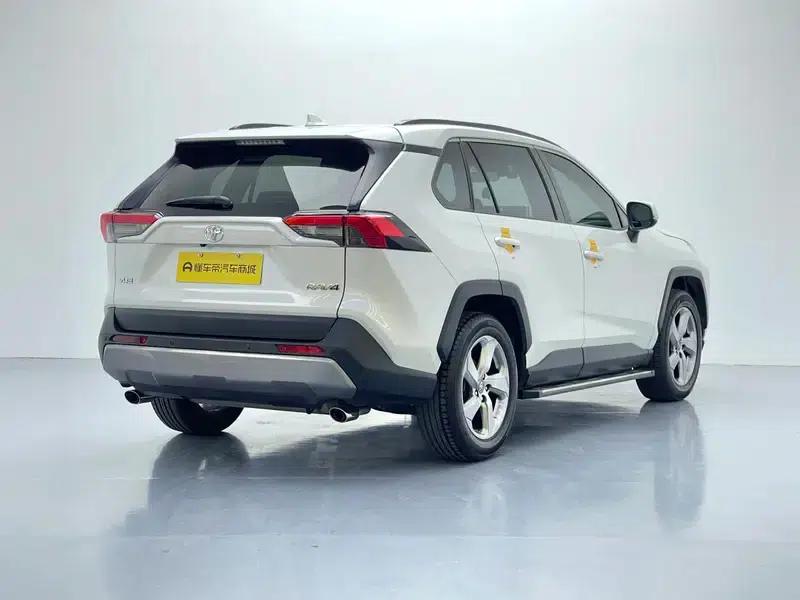 RAV4 2020 2.0L CVT 2WD Fashion Plus Edition — миниатюра 7