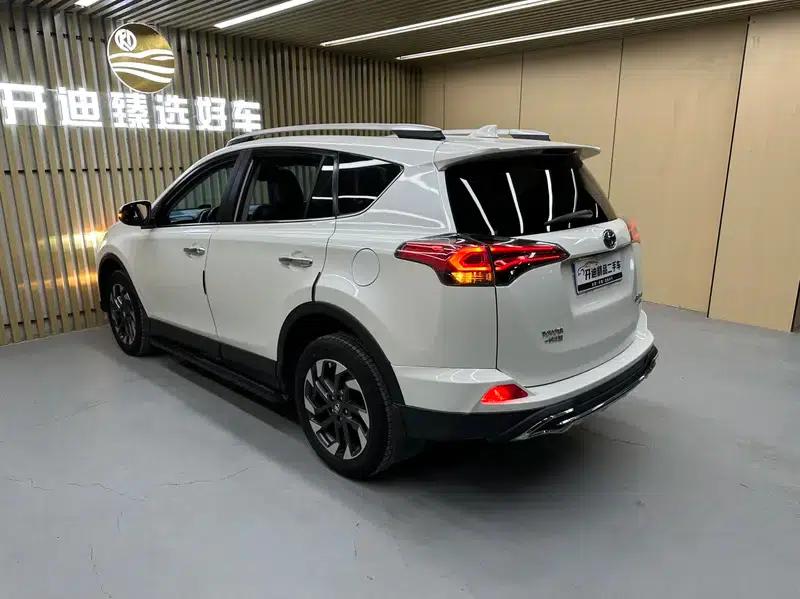 2018 RAV4 2.5L Automatic 4WD Elite i Edition — миниатюра 4