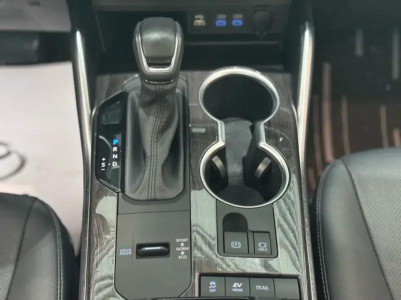 2022 Toyota Highlander Hybrid 2.5L AWD Supreme Edition 7-Seater — миниатюра 19